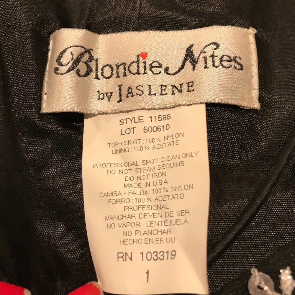 Blondie Nites Dress - Picture 9 of 10